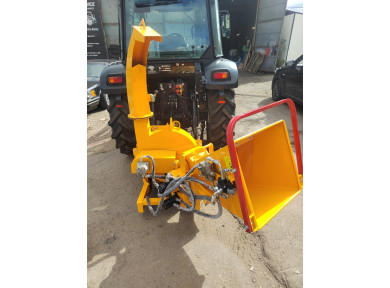 Измельчитель веток с гидрозахватом BX62RF