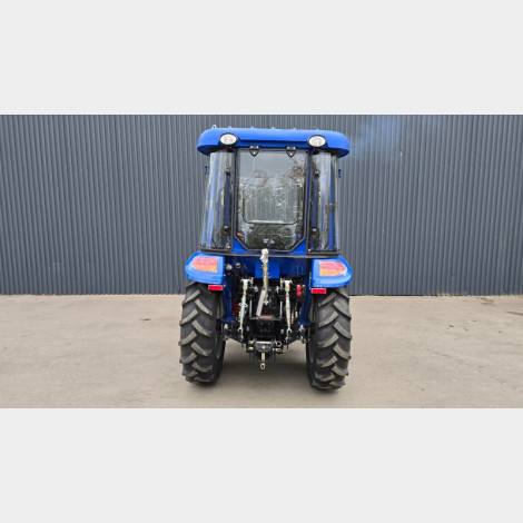 Трактор DongFeng DF404G2 с кабиной Люкс