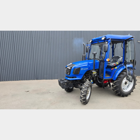 Трактор DongFeng DF404G2 с кабиной Люкс